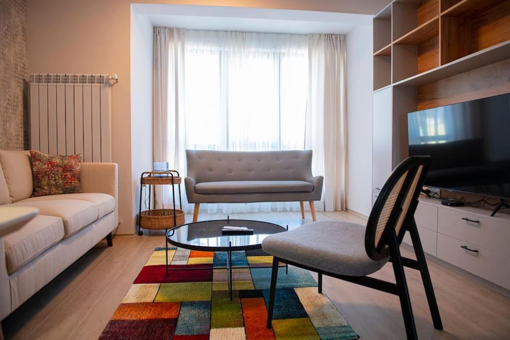 New York: A Spacious Modern Apartment With Parking Sofia Exterior photo